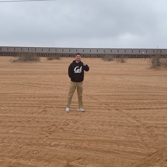 Meet your Posher, Marc - Picture 1 of 1